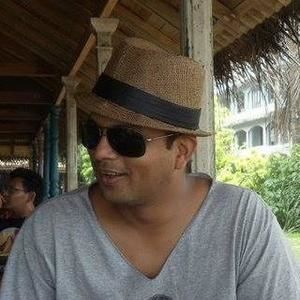 Meet your Posher, Sanjay